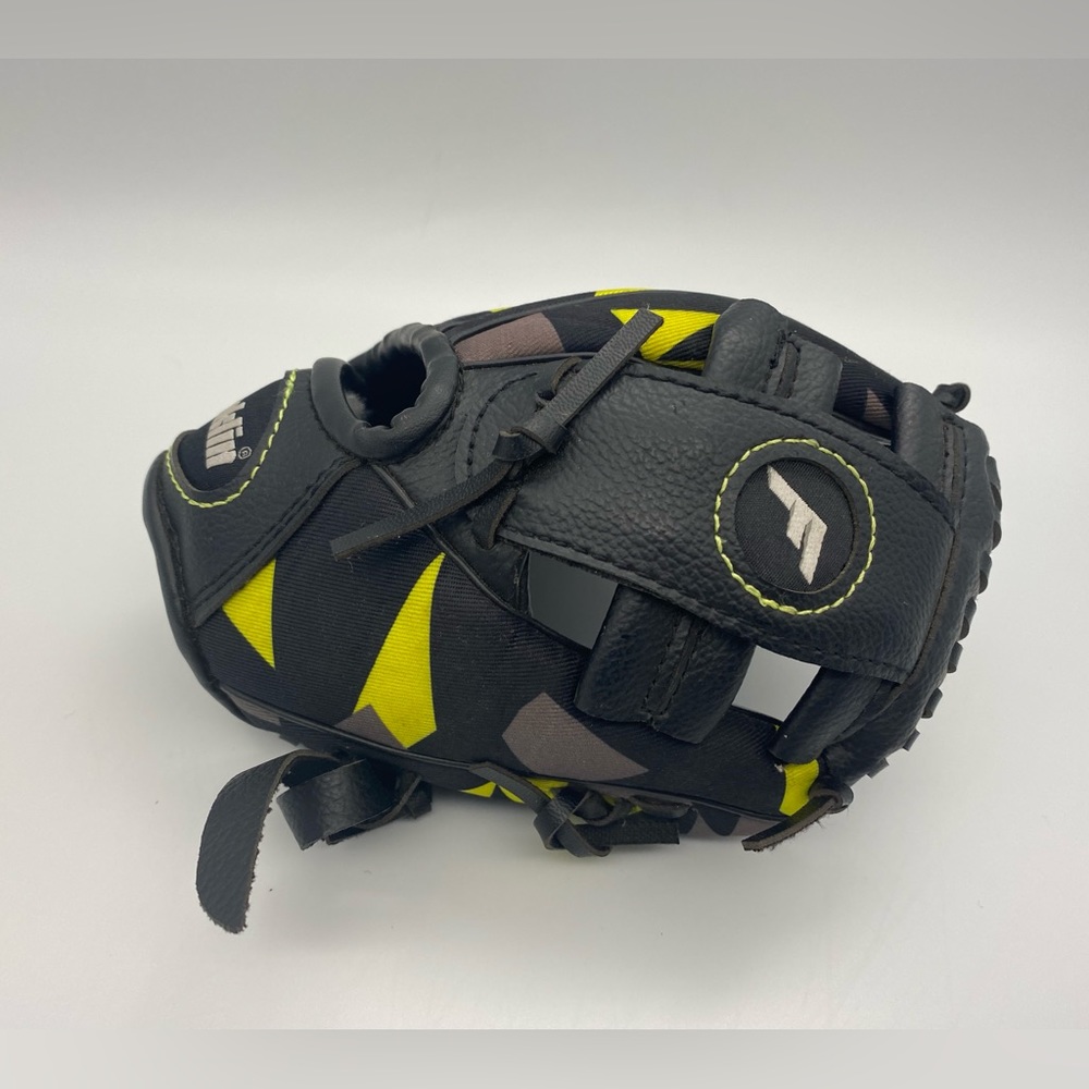 Franklin Black & Yellow T-ball Fielding Glove 8in - Picture 5 of 10